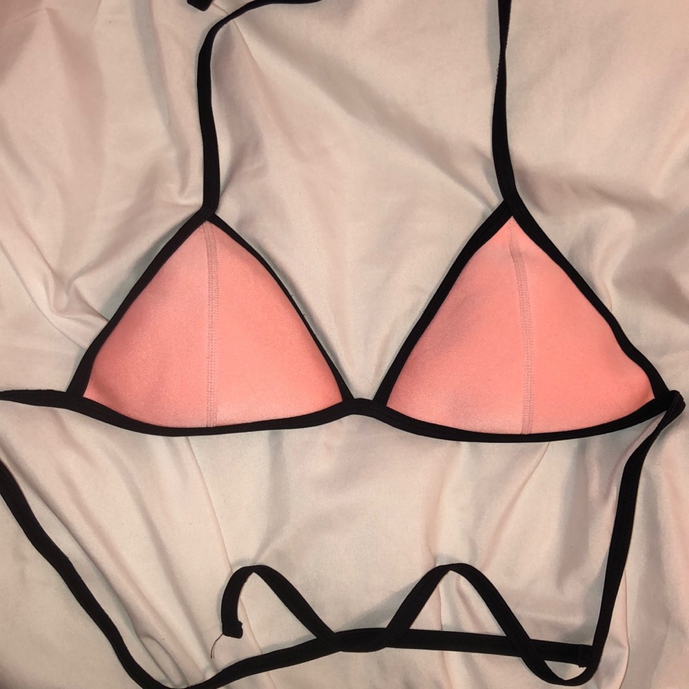Triangl bathing suit top